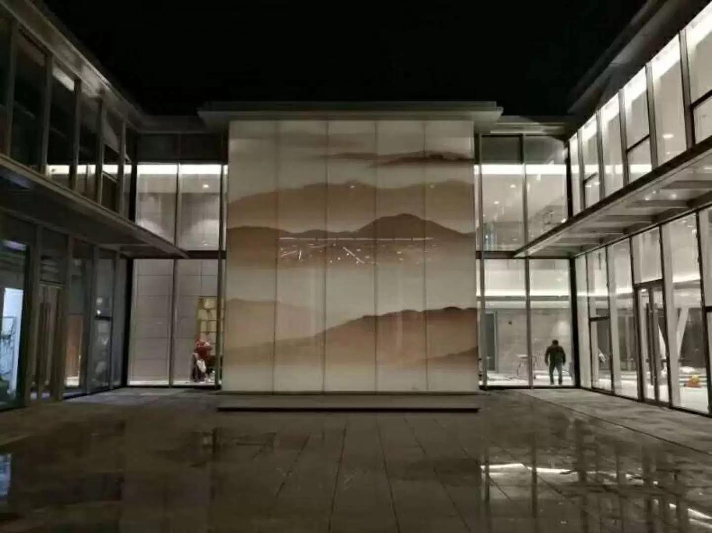 uv打印機(jī),鞋子打印機(jī),紙箱無版印刷機(jī),uv彩印機(jī),uv打印機(jī)廠家,龍潤(rùn)